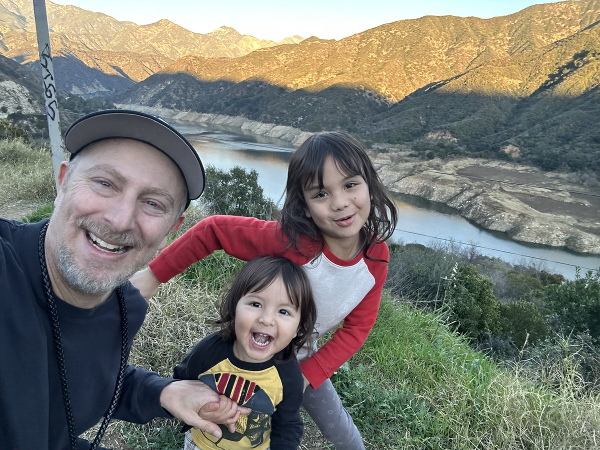 dpantelides's tweet photo. Let's talk about work-life balance as a founder. I'm currently working on my fifth startup, and the days of endless, unstructured work hours are long gone. Like many seasoned founders, I now have a family and small children, which means I can't be as egocentric and manic about my working hours and dedication to getting sh*t done.

This doesn't mean I work any less hard, but it does mean I have to be more efficient with my work schedule, leaving no room for non-productive workflows. Here are my top recommendations for working effectively while ensuring you have time for your loved ones and yourself:

1. Structure Your Day/Week for Efficiency: Designate specific days for meetings and Zoom calls, and stick to those days and times.
2. Keep Meetings Short and Purposeful: Always set clear goals and decisions that need to be finalized in each meeting.
3. Set Dedicated Email/Slack Time: Reserve a specific time each day to respond to emails/slack messages to avoid constant distractions.
4. Allocate Time for Deep Work: Schedule uninterrupted time for focused, knowledge-intensive tasks.
5. Disconnect After Work: When the workday is over, put away your computer and phone. Seriously, don't let work issues encroach on your quality time with family or yourself.

I'd love to hear your ideas on how you work efficiently.