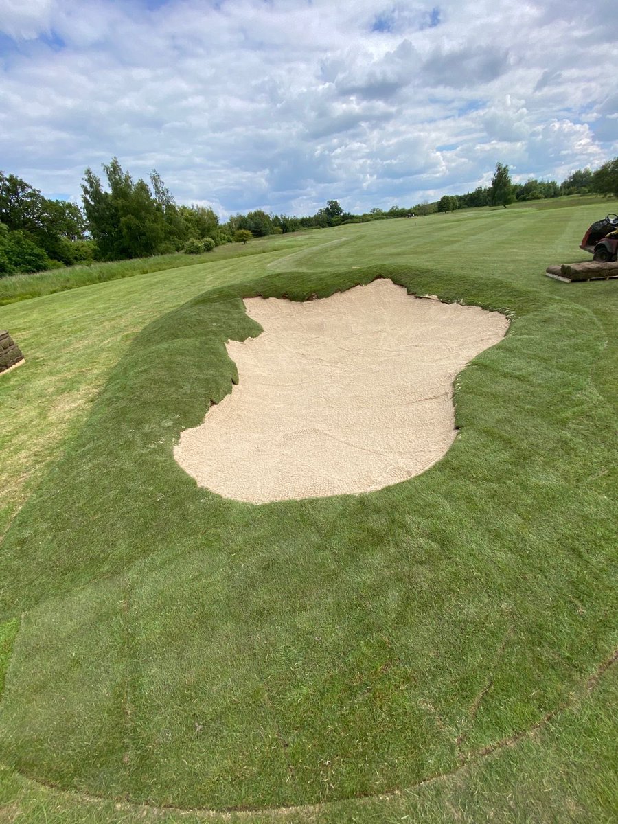 Ross Jones tweet media