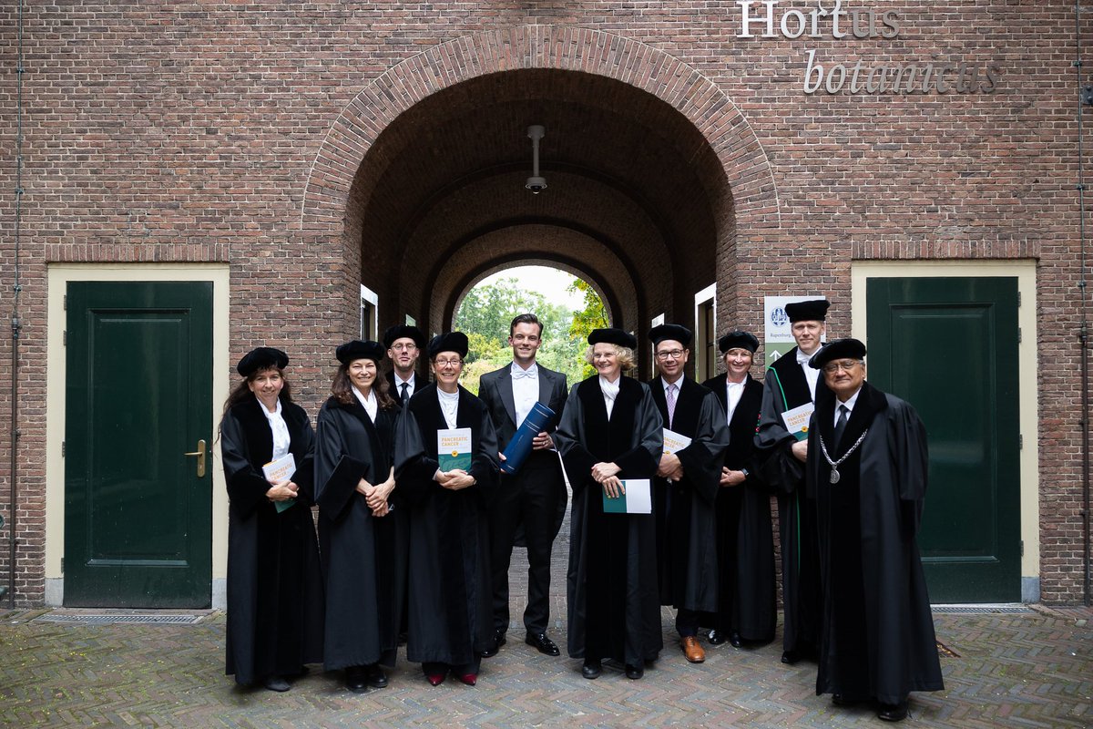 Derk Klatte (@klattederkmd) on Twitter photo Last Tuesday I succesfully defended my PhD thesis "Early Detection of Pancreatic Cancer in High-Risk Individuals" at Leiden University. Special thanks to my mentors prof. van Hooft, prof. van Leerdam and prof. <a href="/mikewallacemd/">Michael Wallace</a>. #earlydetection #pancreaticcancer Last Tuesday I succesfully defended my PhD thesis "Early Detection of Pancreatic Cancer in High-Risk Individuals" at Leiden University. Special thanks to my mentors prof. van Hooft, prof. van Leerdam and prof. <a href="/mikewallacemd/">Michael Wallace</a>. #earlydetection #pancreaticcancer