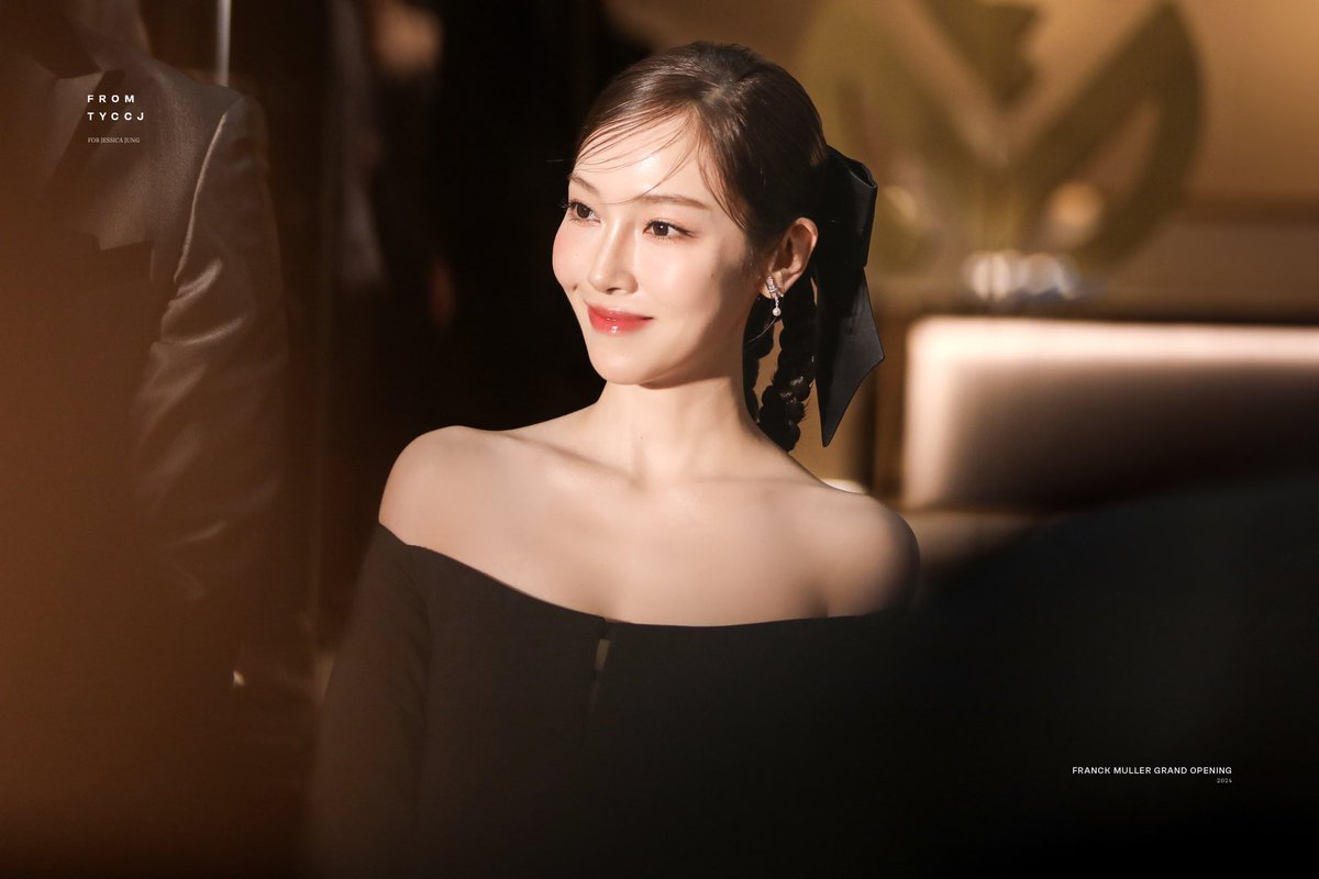 TYCCJ's tweet photo. 240606 Jessica Jung @ Franck Muller flagship store opening event in Ho Chi Minh City 🇻🇳 (4)

#JessicaJung #제시카 https://t.co/hXZurHKfFN