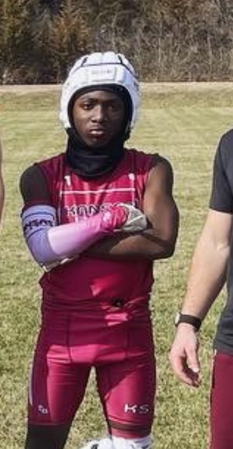 GrindTime7v7's tweet image. Just got informed that one of our own has lost his life due to a shooting last night. David was a great young man,  teammate &amp;amp; he will be missed. A tragedy as his mother/brother were injured as well. Please send prayers to all involved. We will be sharing a GoFund Me shortly.