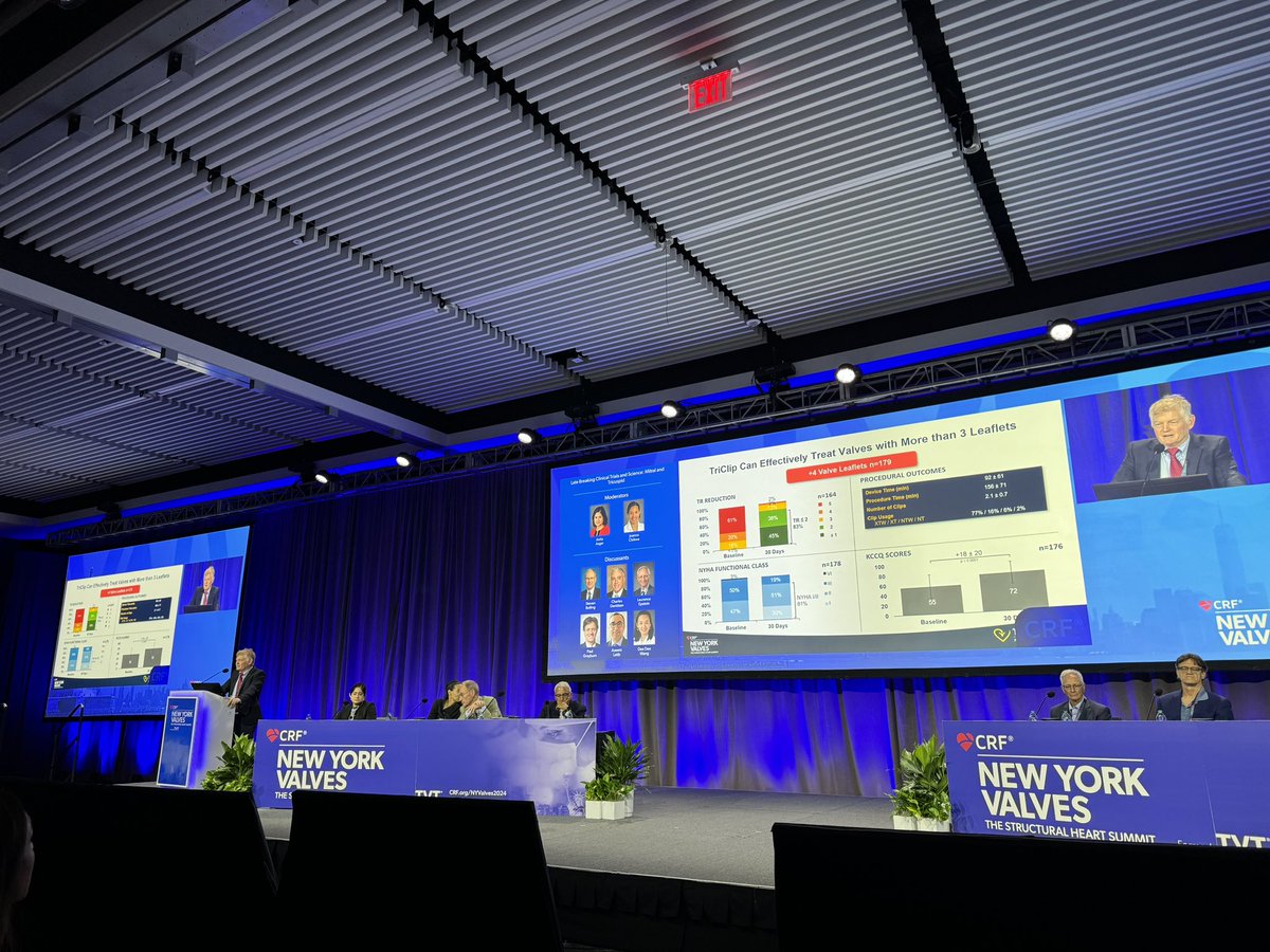 crfheart's tweet image. 🌟Today’s #NYValves2024 late-breaking session delved into the latest breakthroughs in #mitral and #tricuspid valve therapies!💡🫀

🔸TRILUMINATE
🔸TRILUMINATE Pivotal MRI and CT Imaging Substudy
🔸Foldax TRIA Mitral Valve: Global Clinical Study
🔸TRIPLACE

#NYValves2024…