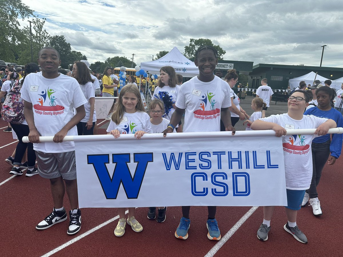 Bella Sterly tweet media