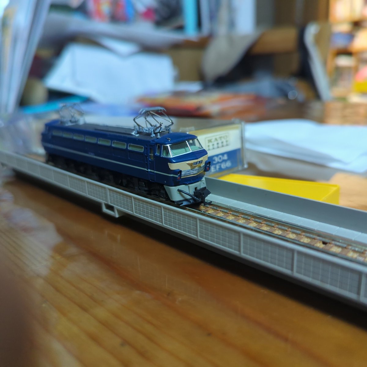 rinomai1354's tweet photo. EF66の日…
あと30分程ですがギリギリセーフって感じ…w
KATOの最初のモデルです…
ちょっとだけディテールアップしましたよ…🍏 https://t.co/AdwWMBUXqo