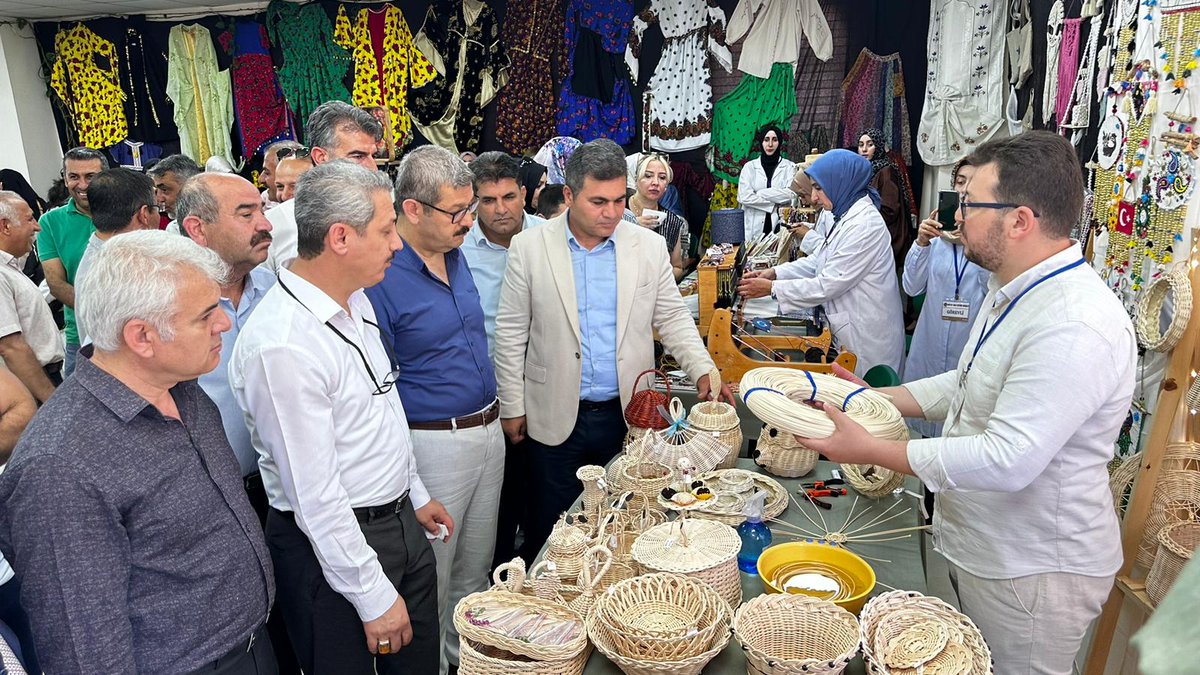 midyatilcemem's tweet photo. Kaymakamımız Sn.@omerfrkozdemir, İlçe müdürümüz @abdurrahimdmr47, Şube Müdürlerimiz, kurum müdürleri ve STK Temsilcileri ile beraber @Midyathem "Hayat Boyu Öğrenme Haftası" etkinliklerine katıldılar.
@Yusuf__Tekin
@Murat69_Demir
@midyatkaymakam
@abdubakitek
@tercanfaruk https://t.co/FoSjaycnVO