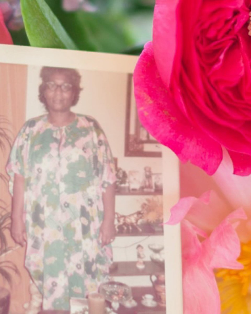 Alice012176's tweet photo. My grandmother, Lelia would have turned 104 today! 😇 Though she’s missed here on Earth, I can just imagine her reaction to this online community we’ve built. 💞

She’d serve up a plateful of love alongside some straight-talk gospel &amp; wisdom (you better get right with Jesus. https://t.co/lnHWQ7qwcz