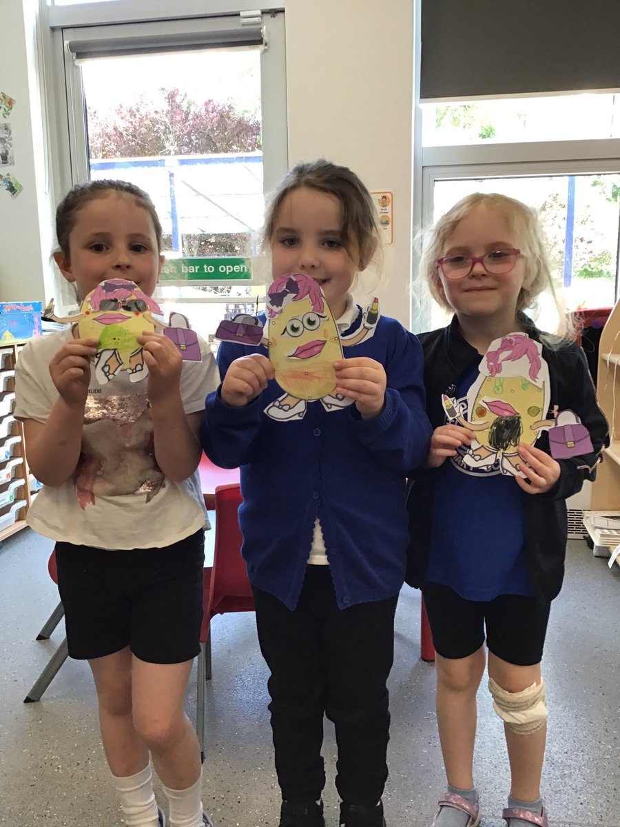 HilderthorpeSch's tweet photo. EYFS have been enjoying the text Supertato this week. Creating our own super veggies, sharing the book, potato printing using paint and redesigning the front cover page have been just a few of our exciting activities linked to this brilliant book! #hildeyfs @suehendra @Booktrust https://t.co/HUnwvCyc7j