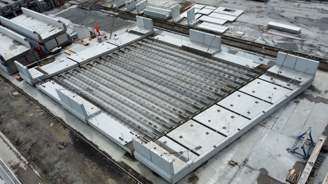RailSuppliers's tweet photo. Bridge strengthening project at Shields Road in Glasgow to reach milestone this weekend
https://t.co/PAuU2bVpDB @networkrail @StoryContractng #ShieldsRoadBridge #RailwayNews #RailNews #ScotsRail #ScottishRail https://t.co/5pRUmRpQ9k