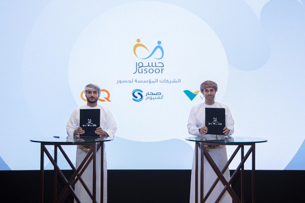 OmanNewsAgency's tweet photo. إسناد عقود الأعمال الإنشائية لثلاثة مشاريع بعدد من ولايات محافظة شمال #الباطنة بقيمة 3 ملايين و872 ألف ريال عُماني.

https://t.co/BPjRyqaAJR

#العُمانية https://t.co/i6XAvSO371