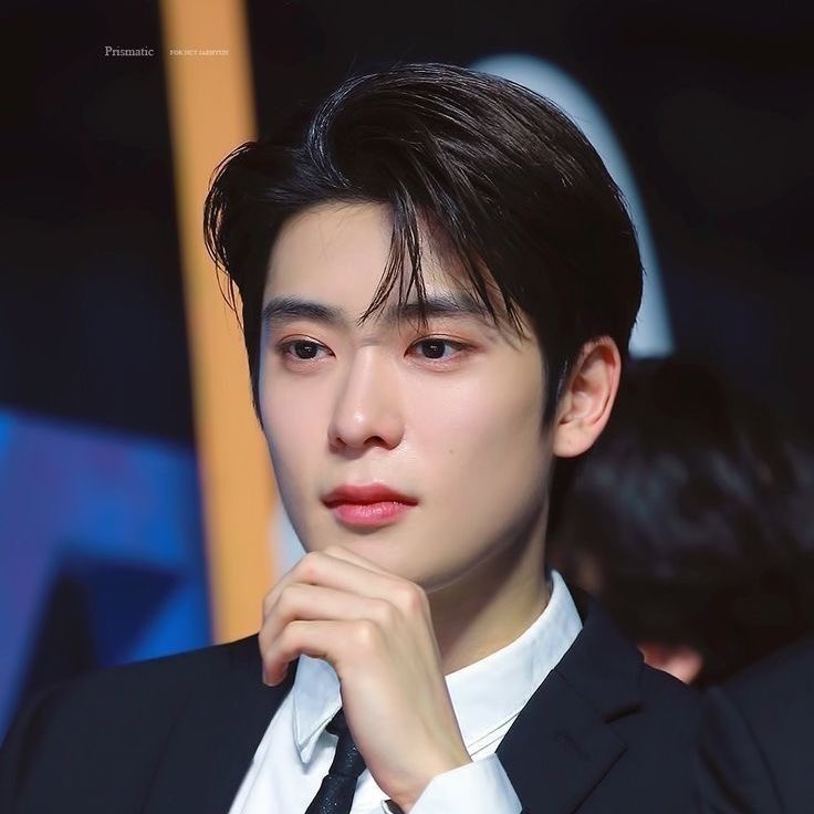 데이 tweet media