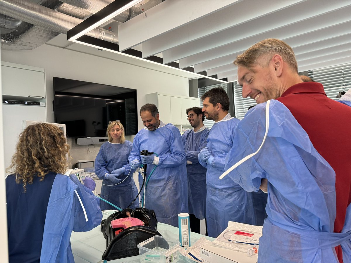 jim portal (@jim_portal) on Twitter photo Spymasters Dusseldorf. Thanks to all the delegates and team. From competence to confidence. <a href="/bsc_endoscopy/">Boston Scientific Endoscopy</a> <a href="/uhbwNHS/">University Hospitals Bristol and Weston NHS FT</a> <a href="/BRILiverUnit/">Bristol Royal Infirmary Liver Unit</a> <a href="/BSCEDUCARE/">EDUCARE</a> Spymasters Dusseldorf. Thanks to all the delegates and team. From competence to confidence. <a href="/bsc_endoscopy/">Boston Scientific Endoscopy</a> <a href="/uhbwNHS/">University Hospitals Bristol and Weston NHS FT</a> <a href="/BRILiverUnit/">Bristol Royal Infirmary Liver Unit</a> <a href="/BSCEDUCARE/">EDUCARE</a>