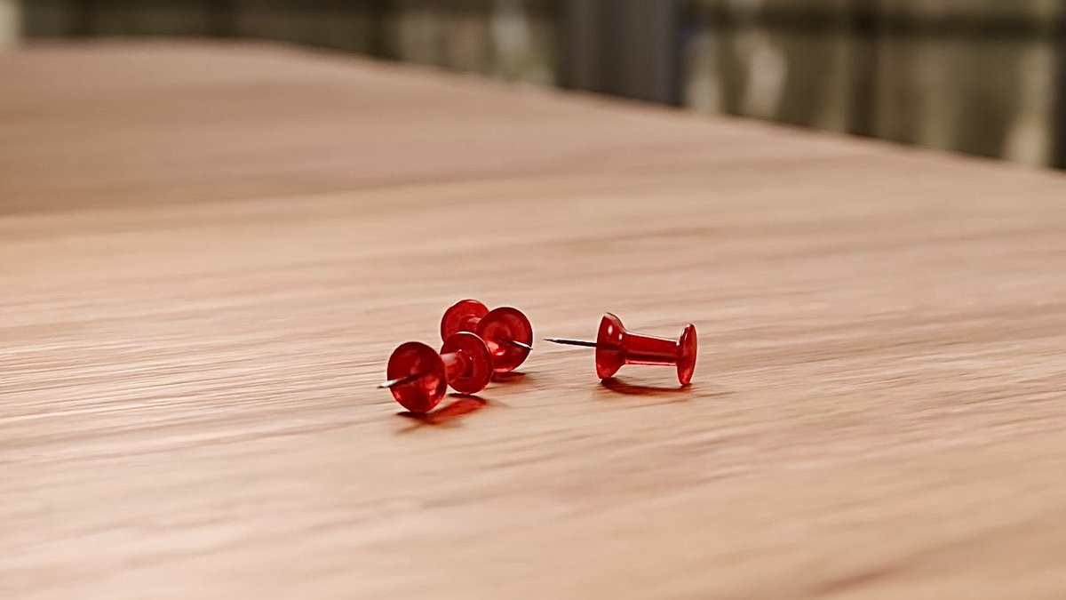 nessless_CG's tweet photo. 本日はダルマ型画鋲を作成しました。
そんな名前だったんですね笑
良い感じに出来たと思います💪
#3DCG #blender https://t.co/KJupx1NQDE