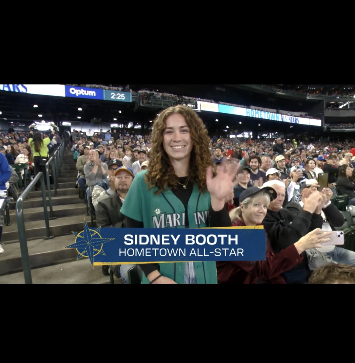 NNUSports's tweet photo. Last weekend, Sidney Booth, a Puyallup native, was recognized by the Mariners as a Hometown All-Star!

The program honors PNW locals who have distinguished themselves by selflessly working to improve the communities in which they live and serve.

Congrats on the honor, Sid! https://t.co/0wpeAdqkMb