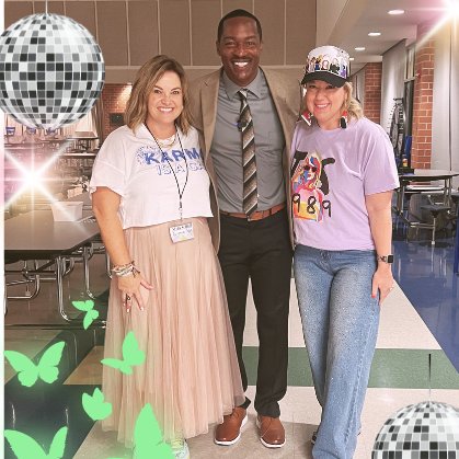 coach_SRE's tweet photo. In our Willie Era! 🪩✨ Loving our time at the Spark Summit🎤🫶! @acarter402 @TWSE05 https://t.co/8R4UDYj67y