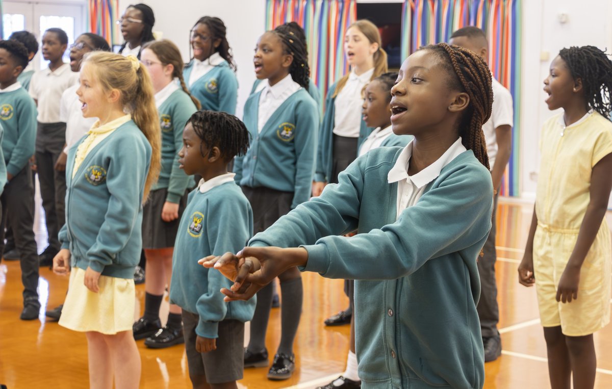portsmouthmusic's tweet photo. St John's Cathedral Catholic Primary School had a fantastic morning rehearsing with @bardenmusic for @MusicforYouth's National Festival in July.
#NationalFestival2024 #musicforyouth #youngperformers #youngmusicians #TripleTheFun https://t.co/mt1yM374Gl