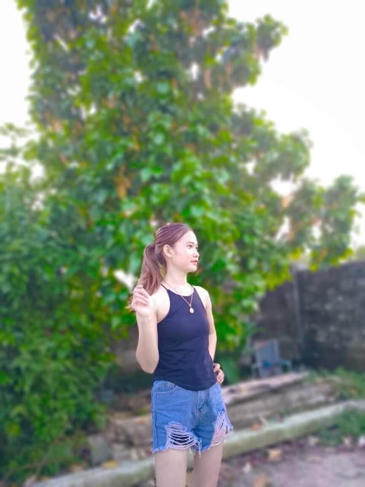 SinSisavan's tweet photo. ລໍຖ້າຍູເດິ https://t.co/ABRLP5zvkp
