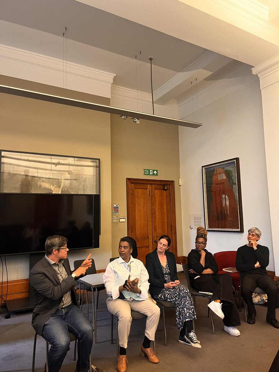 UCL European Institute tweet media