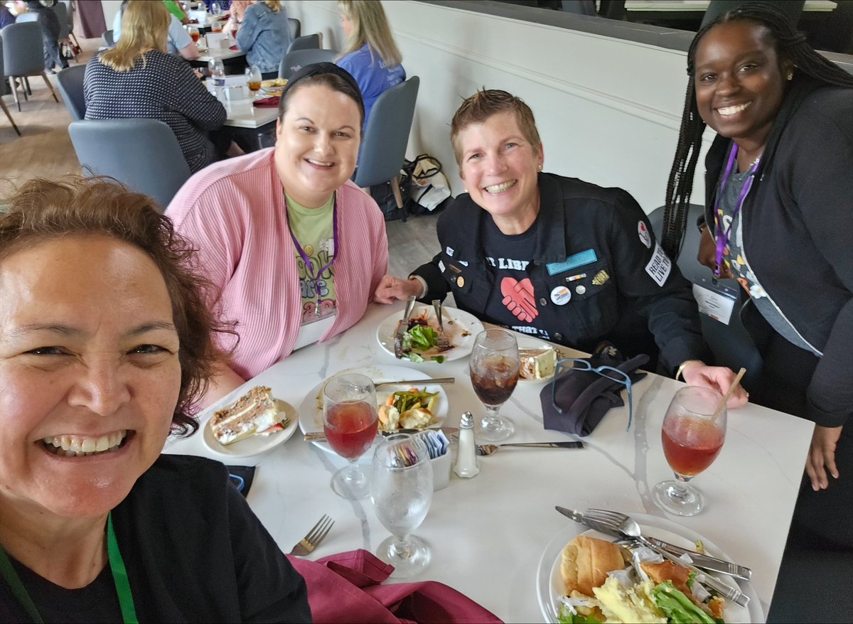 Amanda_Haley91's tweet photo. We enjoyed our lunch with @LMS_United on day 1 of @glma Summer Institute! https://t.co/9i52tPNw2k