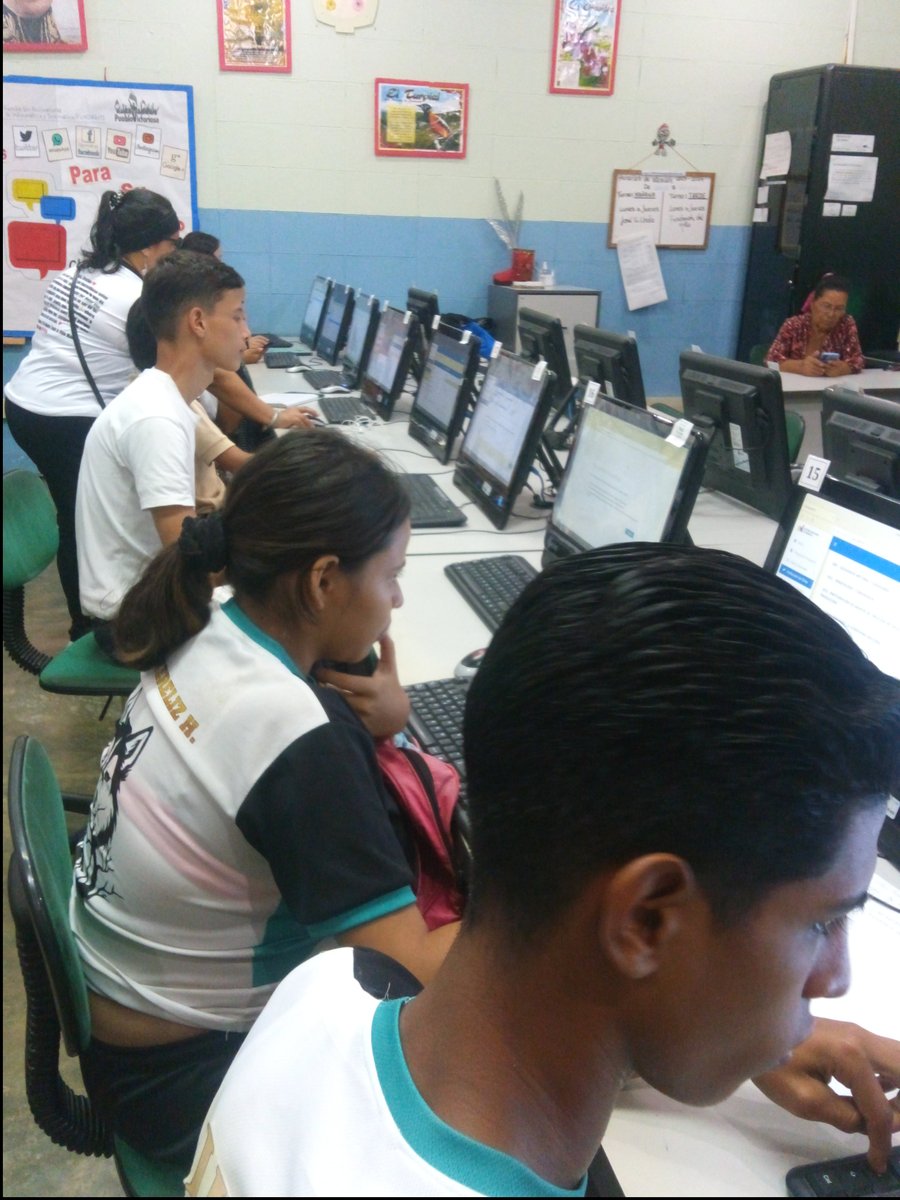 REGISTRO OPSU, Junio 2024. Estudiantes de  5to. Año, Liceo "Simón Bolívar" Parroquia Barinitas Mcpio. Bolívar  #SomosFundabit
<a href="/NicolasMaduro/">Nicolás Maduro</a>
<a href="/_LaAvanzadora/">Yelitze Santaella</a>
<a href="/Fundabit_/">FundabitOficial</a>
@MPPEDUCACION
<a href="/JackiePSUV/">Jacqueline Faria</a>
<a href="/CDCEBarinas/">CDCE Barinas</a>