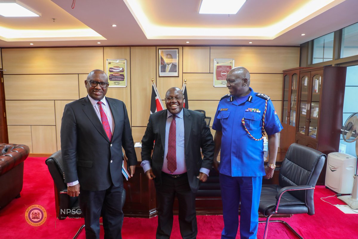 ENKinuthia's tweet photo. Today,I chaired a Commission meeting of the National Police Service Commission with full quorum &amp; attendance by all the Commissioners. @NPSC_KE @NPSOfficial_KE @IG_NPS @PoliceKE @APSKenya @DCI_Kenya @Dr_AliceOtwala @PeterLeley1 https://t.co/MLXTmlgI2Y