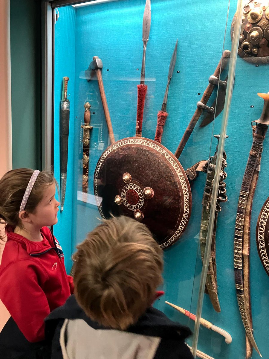 MonktonYear2's tweet photo. Year 2 had a fantastic time during Expedition Day at Bowood House. They discovered Bowood's own enchanted garden, explored some of the house, attended a seed identification workshop and then finished at the Adventure playground! https://t.co/Ojh3CnKhtV