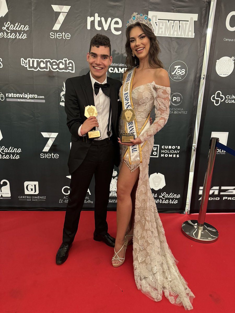 adrianmartinveg's tweet photo. El pasado viernes 31 de mayo tuvo lugar la entrega de los Premios Latino 2024 🏆  
en el magnifico Teatro Antonio Gala de Alhaurín El Grande. 

Quiero agradecer a todos los asistentes y a @premioslatino por galardonarme con el “Premio Joven Talento y Lección de Vida”. 🎶 https://t.co/Ts6vRqLSsp