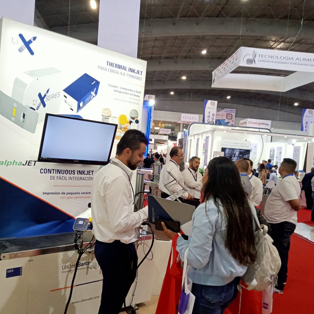 UBS_Code's tweet photo. 👋¡Damos inicio a nuestro 3º día en @ExpoPack México! No pierda la oportunidad de conocer nuestra tecnología de etiquetado y codificación. ¡Venga al📍stand 1242 y descubra cómo nuestras soluciones pueden mejorar la eficiencia y precisión de sus procesos!📲https://t.co/pJEIMyAgyP https://t.co/6JYzAXSWtw