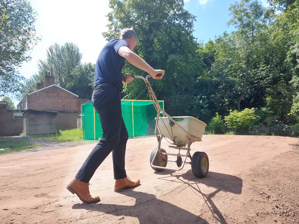 Paul Moreton tweet media