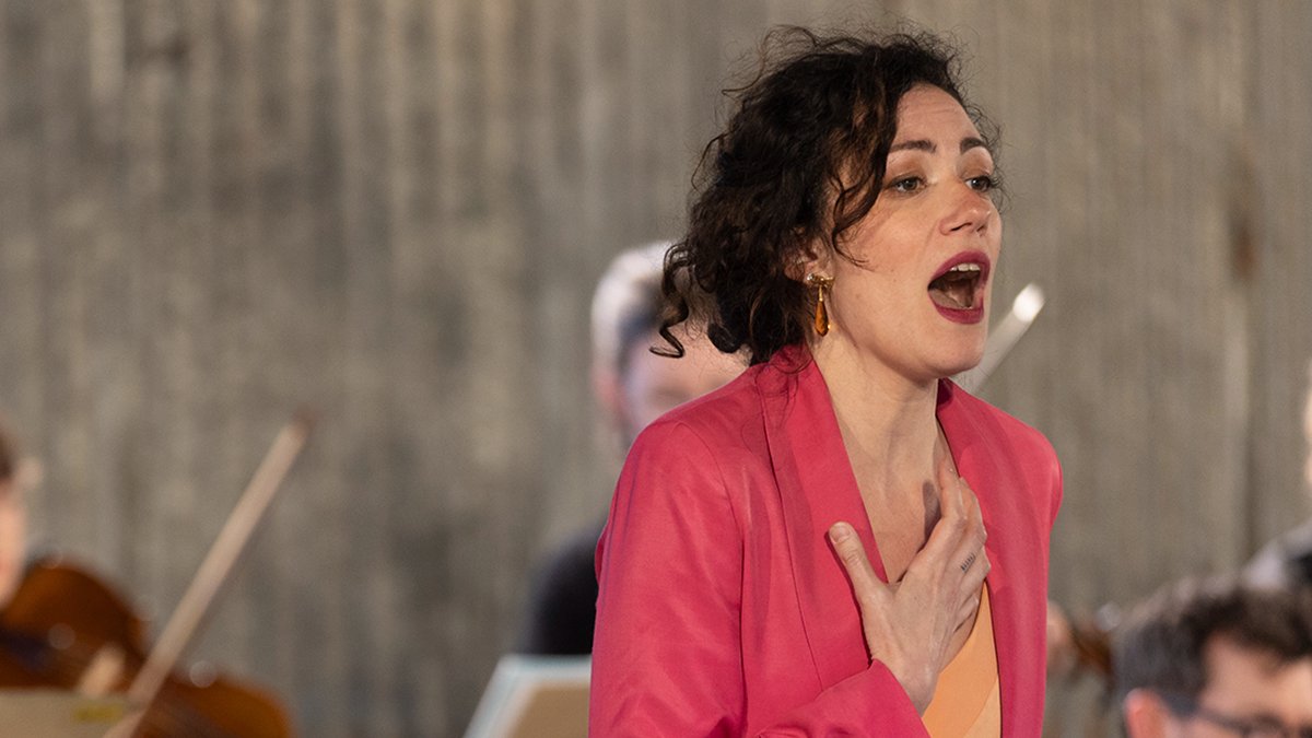 B_V_O_F's tweet photo. The Vivaldi Concert of BVOF 2024 at Dromore Yard, Aglish, on Monday 3 June, featured the award-winning
@IrishBaroque Orchestra, conducted by @NicMcGegan, with soprano Arianna Vendittelli and countertenor
@iestyncounter

🌿📷 John D Kelly

#BVOF2024 #BVOFConcerts https://t.co/Fd3ocs41qc