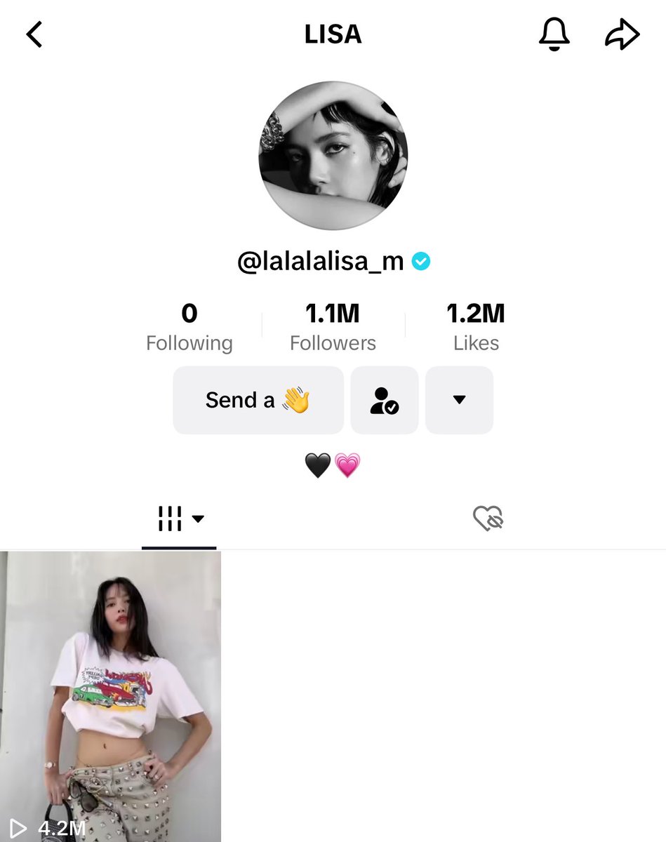 Doralovelisa's tweet photo. TikTok #LISA มียอดฟอล 1ล้านนนนฟอลเรียบร้อยยย!!!! 🔥🔥⭐️💫

LISA COMING SOON 
#27FORLISA https://t.co/p727gdTcOo