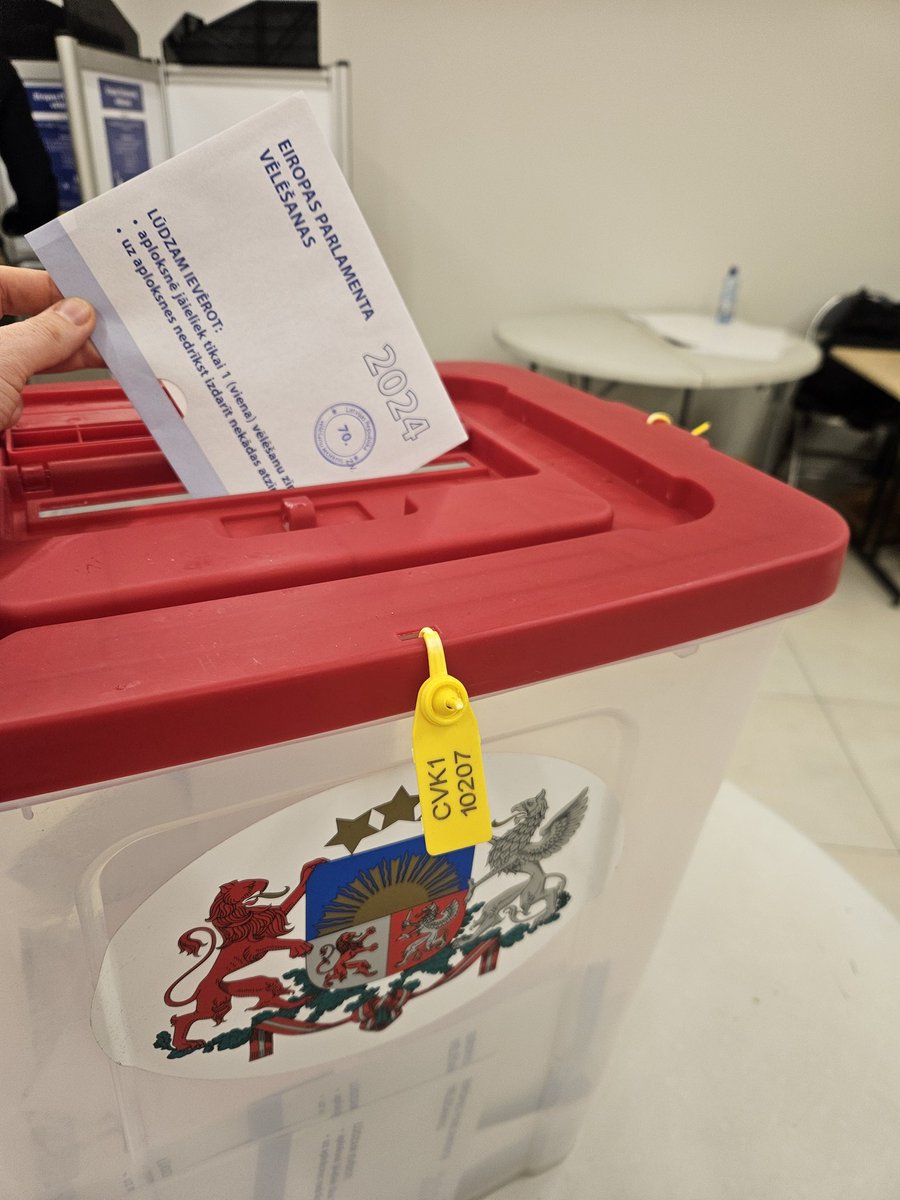 Nevarēju sagaidīt sestdienu. 
Katrs, kurš neiet balsot, diezgan droši pēc noklusējuma atdod balsi/iespēju Ždanokai&amp;Co.