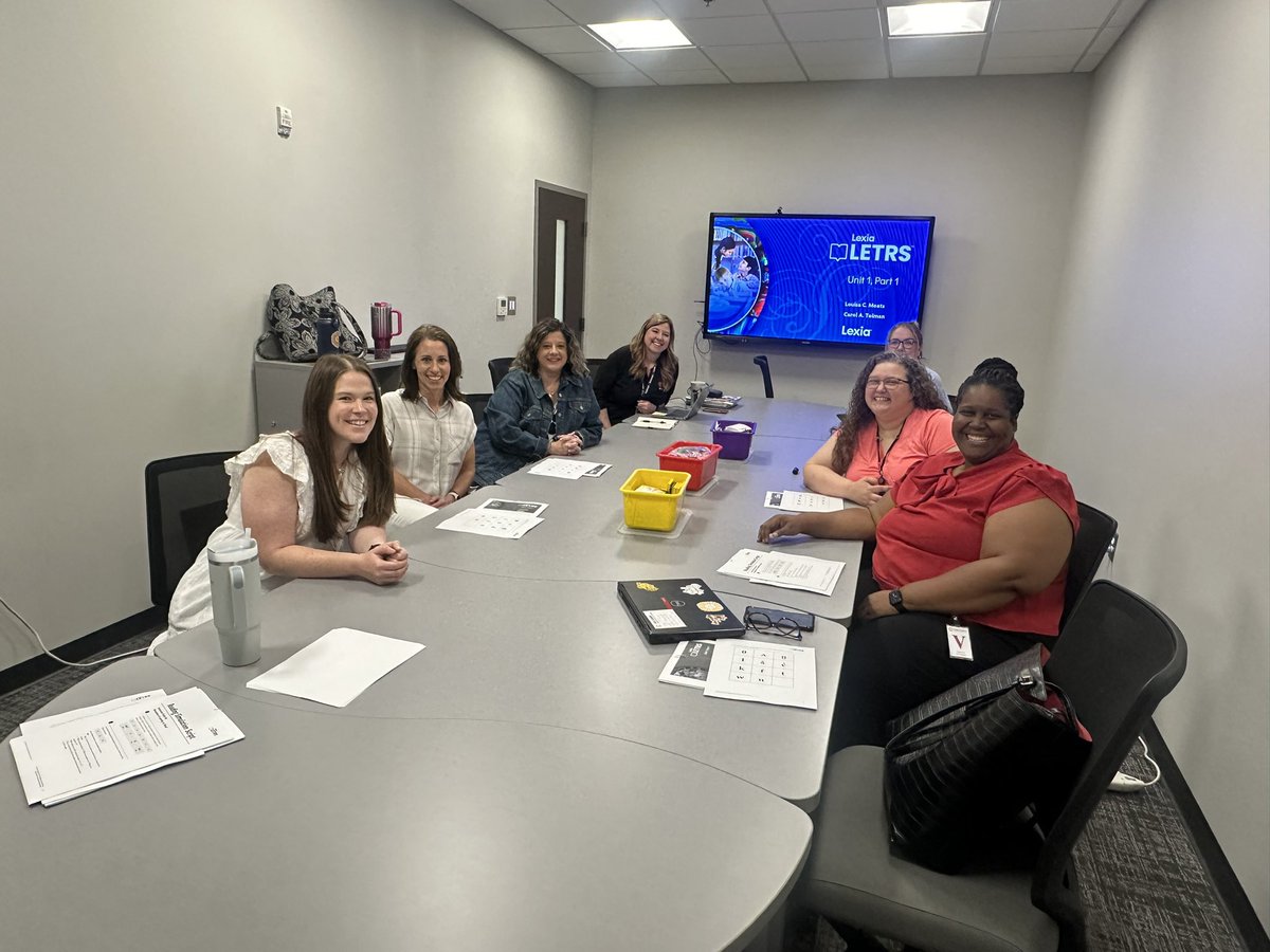 jen_shiers's tweet photo. Kicking off LETRS Cohort 3 with Unit 1 Part 1 virtual PL led by six of our LETRS Local Certified Facilitators representing from @Team_AcworthES, @ClarkdaleES, Dowell, @MabletonES, @Varner_Vikings, &amp; @CCSDSpecialEd! @deniseosborn72 @COBB_ELA @LexiaLearning #cobbearlylearning https://t.co/ow93N77WdK