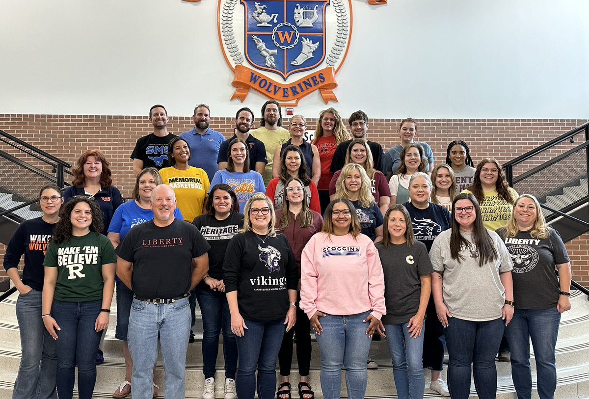 Jennifer Schroeder (@schroeder4_jenn) on Twitter photo Secondary ELAR curriculum writing project for Core 6-12 is finishing up today. I am grateful for these dedicated educators and awed at the work they have accomplished in this short time. <a href="/FISD_elar/">Frisco ISD Secondary ELAR</a> #FISDlearns Secondary ELAR curriculum writing project for Core 6-12 is finishing up today. I am grateful for these dedicated educators and awed at the work they have accomplished in this short time. <a href="/FISD_elar/">Frisco ISD Secondary ELAR</a> #FISDlearns