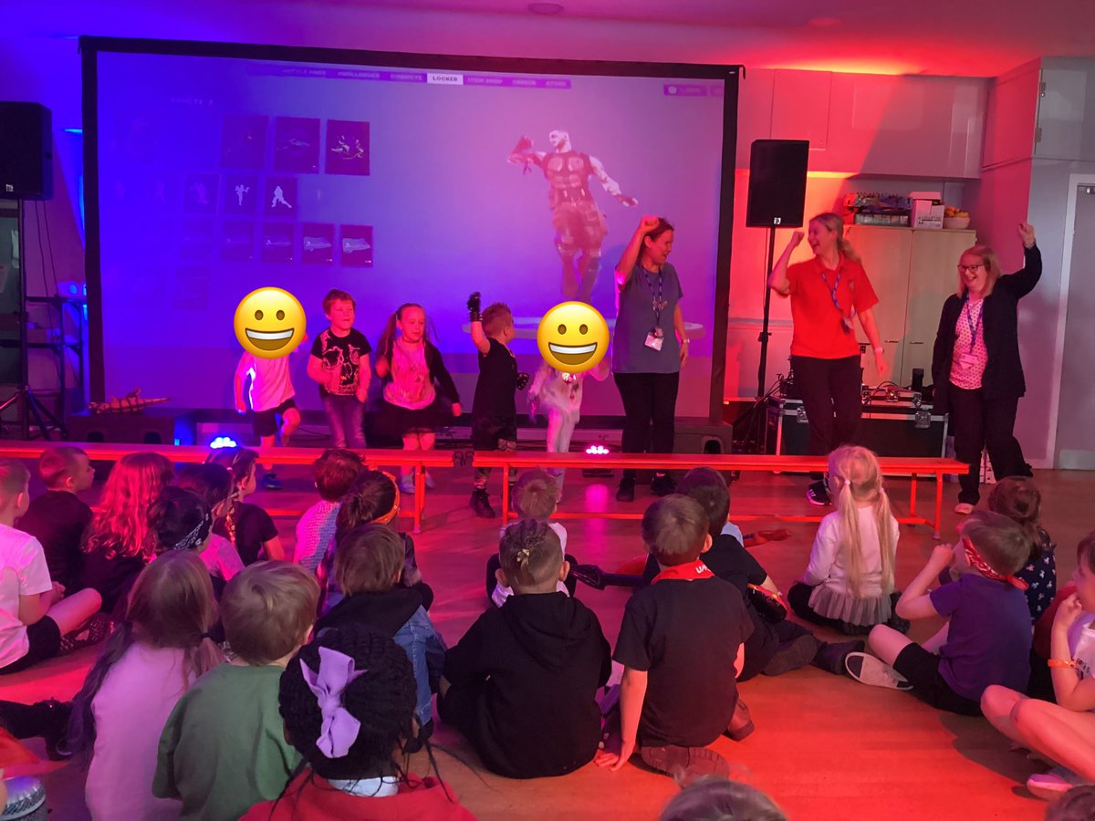 HorwichParishCE's tweet image. Reception and 1H have enjoyed their @RockKidzUK experience this afternoon 🤘🎸 #hpy1 #hpyr