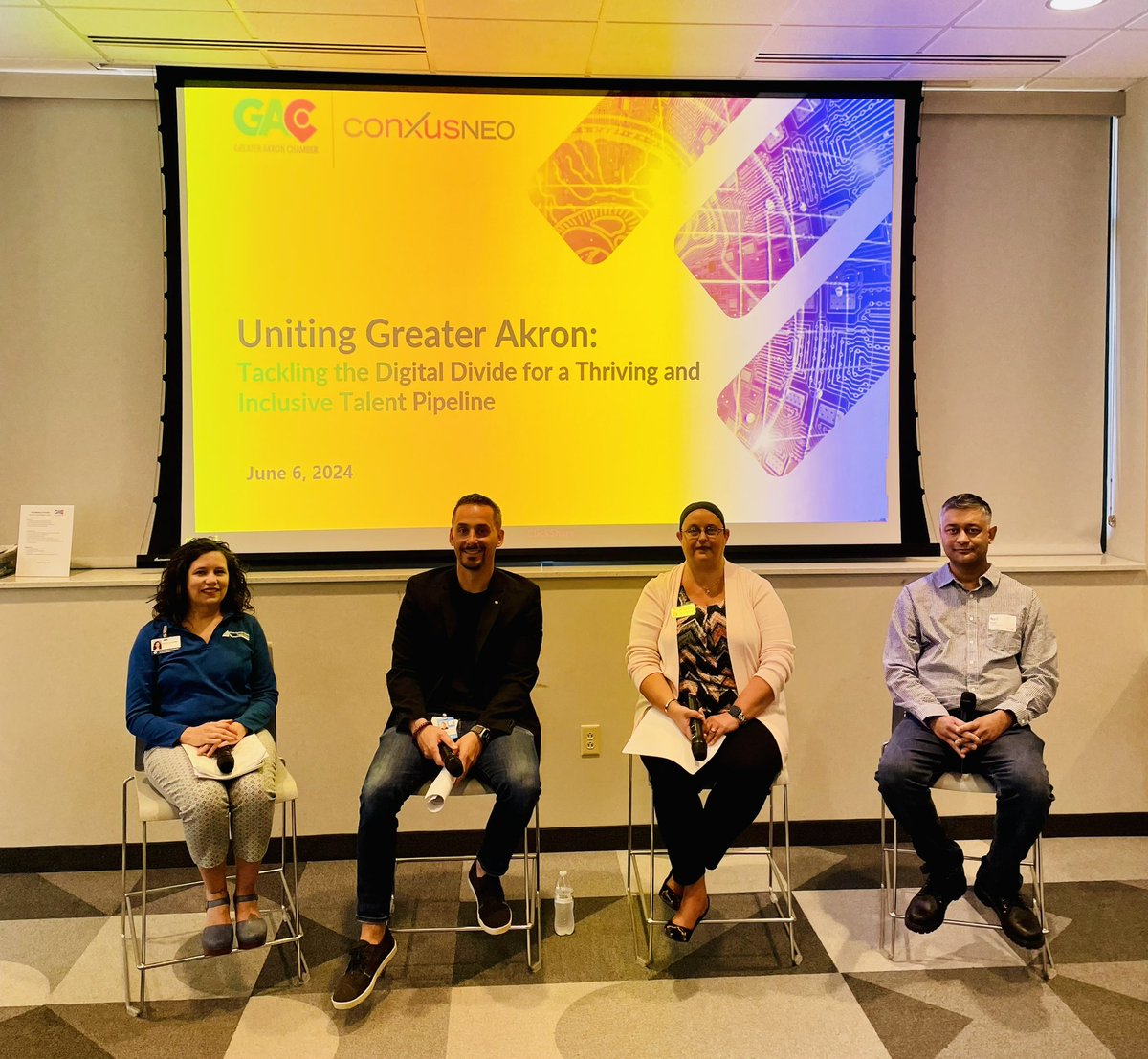 I had the honor of speaking today with multiple business partners and universities at the Akron Chamber of Commerce about the digital divide opportunities present in the Akron area. It was my pleasure to elaborate on what we are doing as a company to bridge that gap!
#LifeAtATT