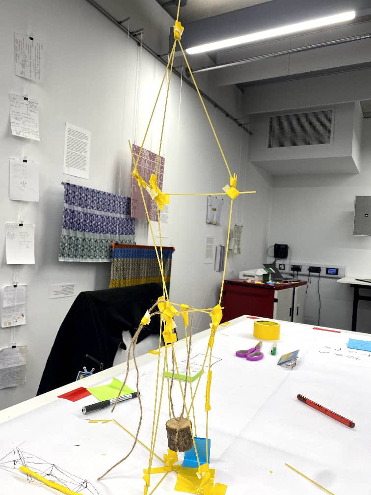 TechSiz's tweet photo. Stepping into the role of Lead Tutor for @ManMetUni's Science &amp; Engineering Club in October last year has been enriching! From coding with Microbits and electronics, Scratch to 3D design &amp; printing, our sessions ignite STEM passions. #STEMEducation #Mentoring #FutureInnovators https://t.co/4cORJN3nri