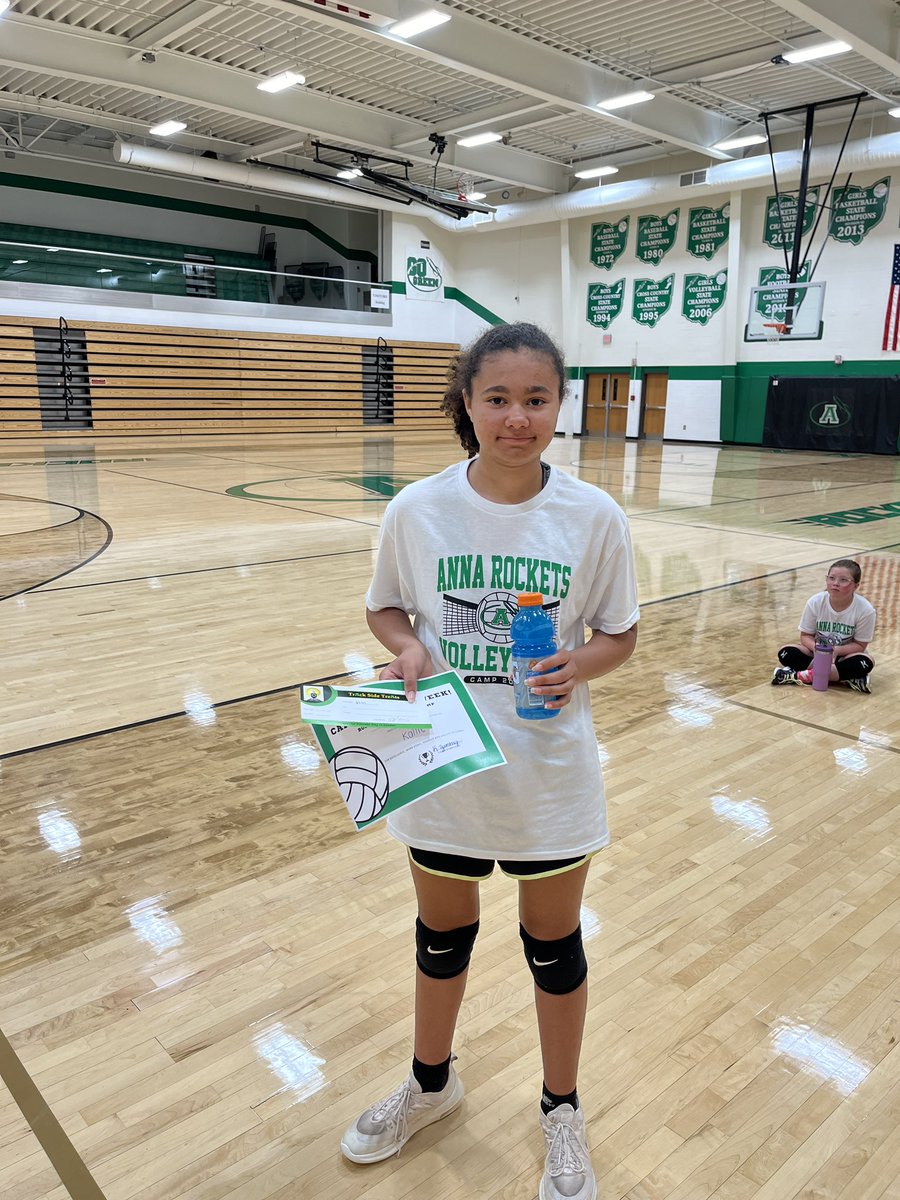 AnnaRocketVB's tweet photo. Youth Camp Complete ✅ what a fun week of learning and expanding on our skills!

Campers of the day: Lydia and Elle! They are passionate about the learning process!

Campers of the week: Kallie and Lavaeh! Lots of hustle and grind from these two! https://t.co/QqvxjdhwRF