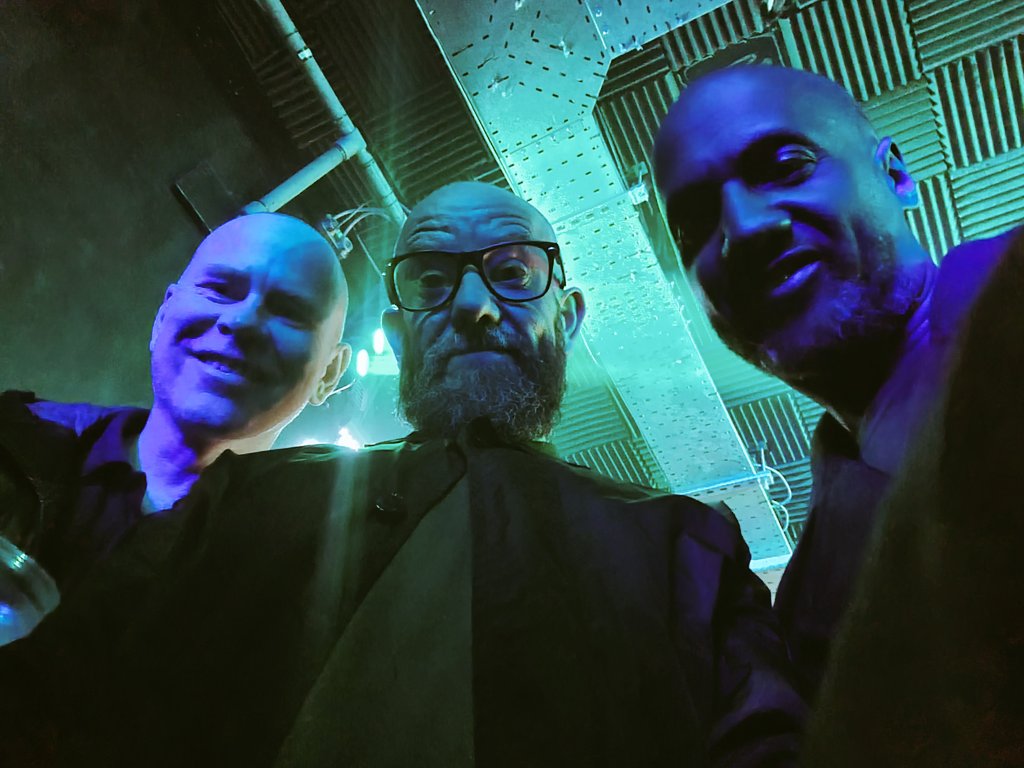 g𝐃ⓤ𝐛 tweet media