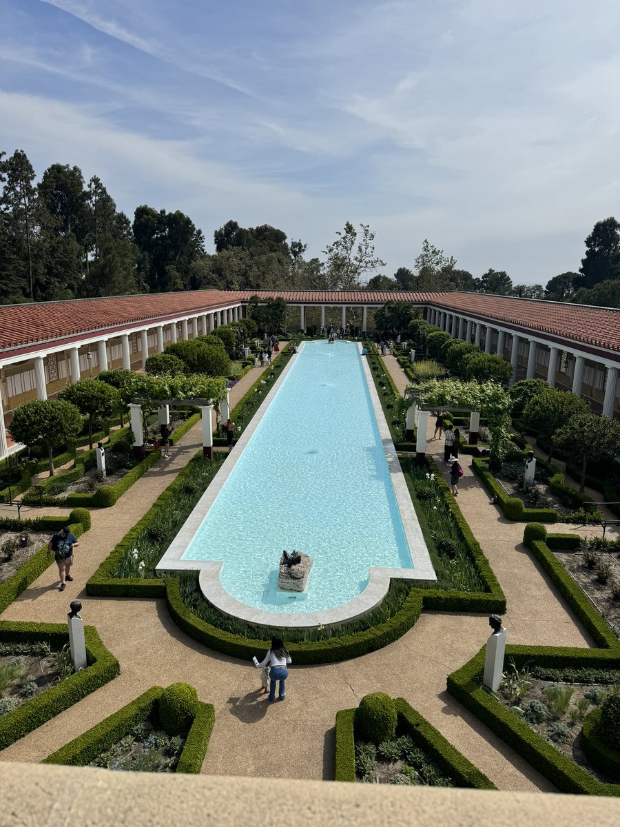 _thomas_jones4's tweet image. We’ve enjoyed our last few days in LA, visiting the Griffiths Observatory, Getty Villa and all things Hollywood. 

As our trip draws to a close today, thank you to all at @ChallengeAbroad for the experience you’ve provided our students. 

@coleggwent @JoelMorgan81
