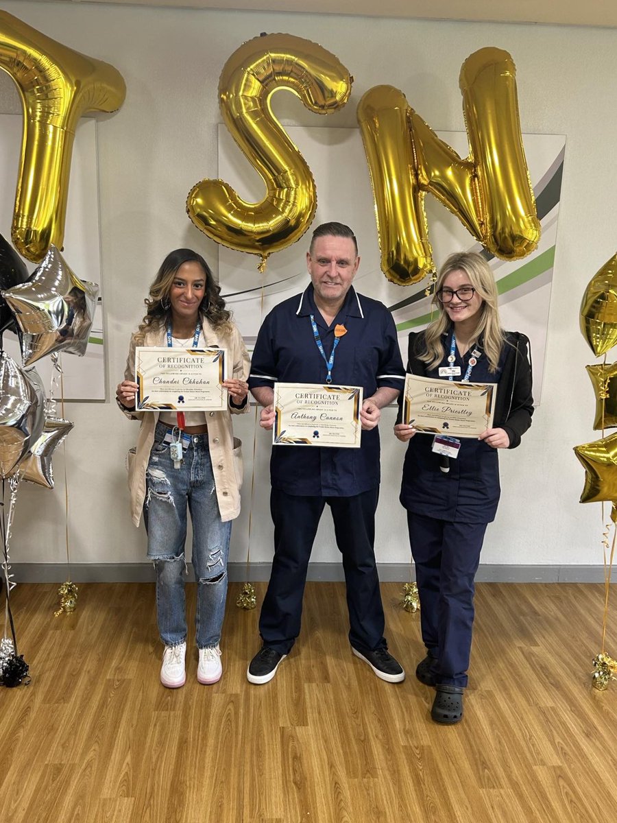 RMN_Chandni's tweet photo. Band 6 TSN programme completed 🥳🎉✅ Couldn’t have done it without all support and guidance from everybody across the Chorley Inpatients unit! Feeling very lucky to be part of such an amazing team 💙💙 @WeAreLSCFT @AbiHiltonNHS @Nurse_Oldham @Emily_RMN @_elliepriestley https://t.co/iJ4EXuSBX3