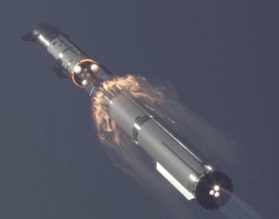 intellect_news's tweet photo. 🚨La fusée géante Starship de SpaceX a effectué son premier vol d'essai complet, revenant sur Terre sans exploser après son décollage du Texas.
#Starshiplaunch #starship #spacex #elonmusk #lespace #superheavybooster #superheavy https://t.co/xirQxrEoqn