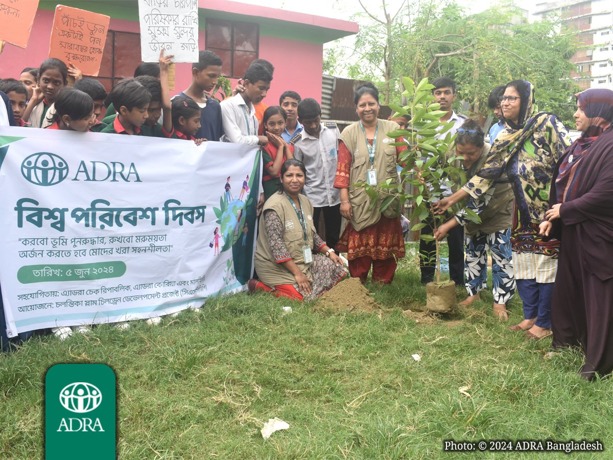 adrabangladesh's tweet photo. Chalantika Slum Children Development Project (CSCDP) celebrated World Environment Day with various activities aimed at promoting environmental awareness and sustainable practices.
#ADRA #ADRABangladesh #ADRACzech #ADRAKorea #Malfini #WorldEnvironmentDay #ChalantikaSlum #CSCDP https://t.co/3kotDJwpAW