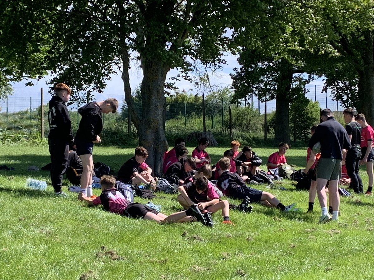 montroserfc's tweet photo. Great day at Angus 7s with full squads at S1 S2 S3 from @montrose_acad - 39 boys all enjoying rugby some for the first time . Thankyou Mr Donald  Mr Mclachlan , Pol , Ceiron ,Caroline for taking them.  Ali and Findlay for reffing - team effort . 👏@CarolineRugby @cabanilla_pol https://t.co/tLbkyDZtY4