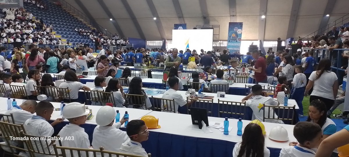 UPTAragua's tweet photo. La Universidad de Aragua @UPTAragua presente en la 1ra Feria Estadal de Innovación: Semilleros Científicos del @Mincyt_VE "Robótica Creativa". Compartiendo experiencias, proyectos, tecnologías y quehacer científico con los niños, adolescentes, jóvenes y profesionales @MPPEU_Ve https://t.co/wOPeoH06kk