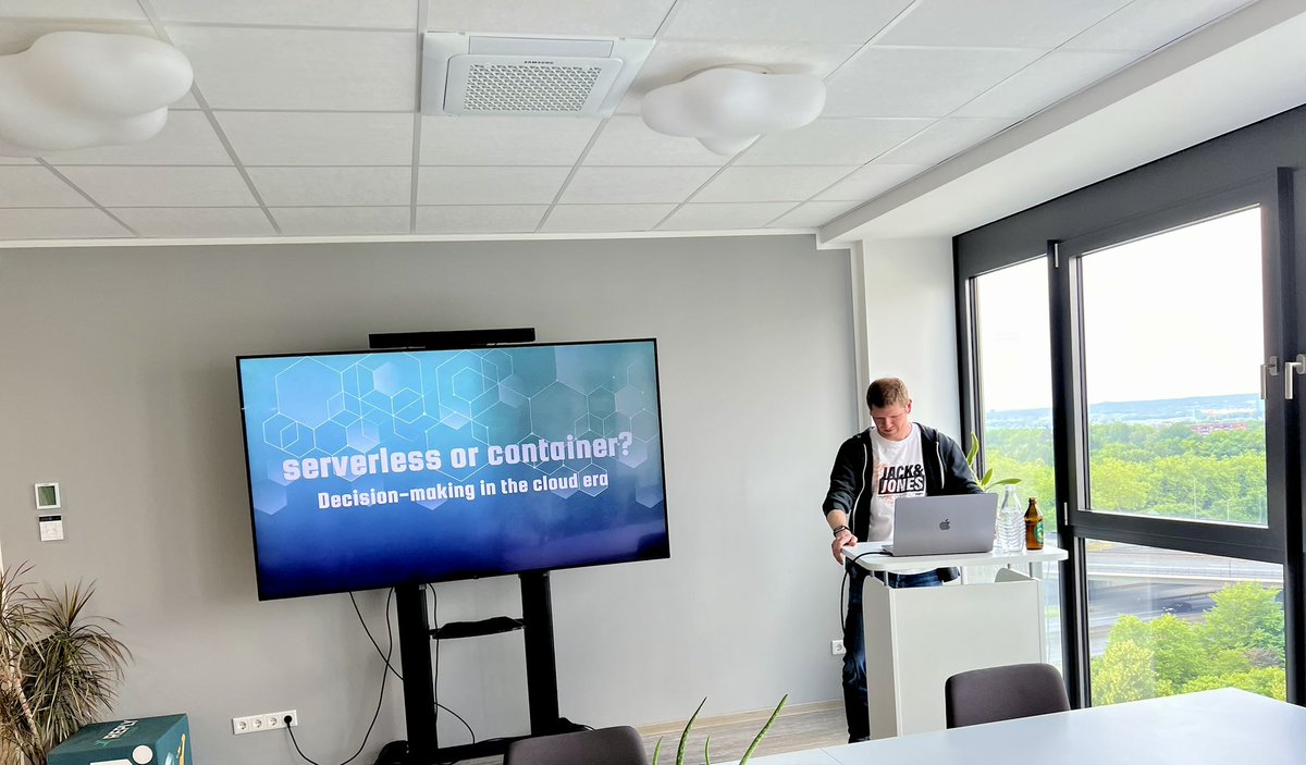 At <a href="/AWS_UG_Do/">AWS User Group Dortmund</a> Julian from <a href="/StormReply/">Storm Reply</a> ist talking about decision making for the cloud. Serverless or Container?

#aws #awsugdo #cloud #serverless #container #dortmund
