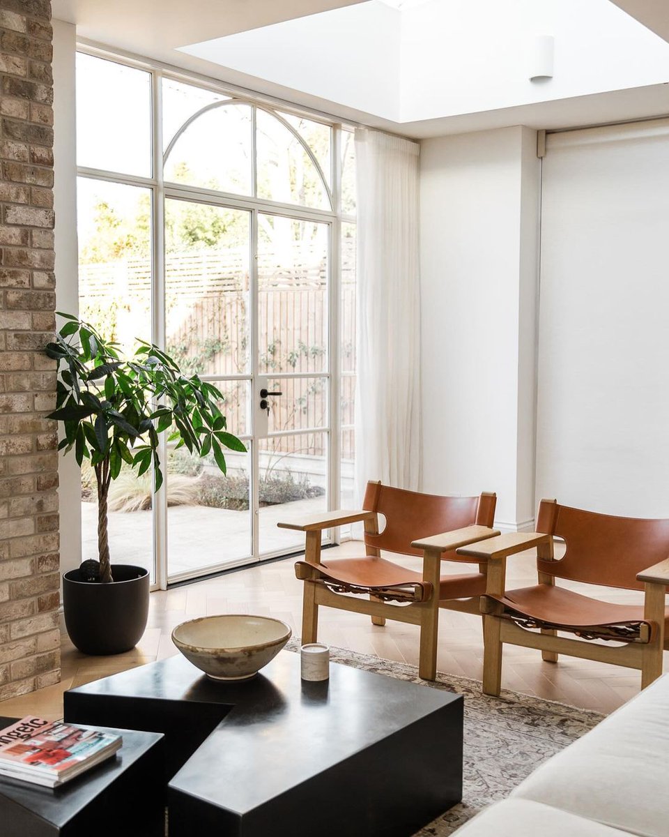 Crittall Windows tweet media