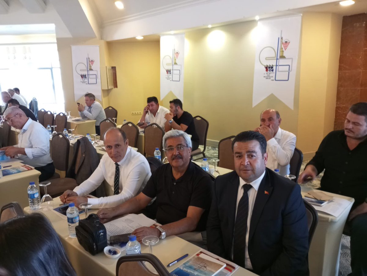 Ege Belediyeler Birliği Meclis Toplantısı’na katılarak yeni yönetim için oylarımızı kullandık.

Ege Belediyeler Birliği Başkanlığına seçilen 
Manisa Büyükşehir Belediye Başkanımız 
Sn. @ferdizeyrek_’i ve encümen üyelerini  tebrik eder yeni görevlerinde başarılar dilerim.