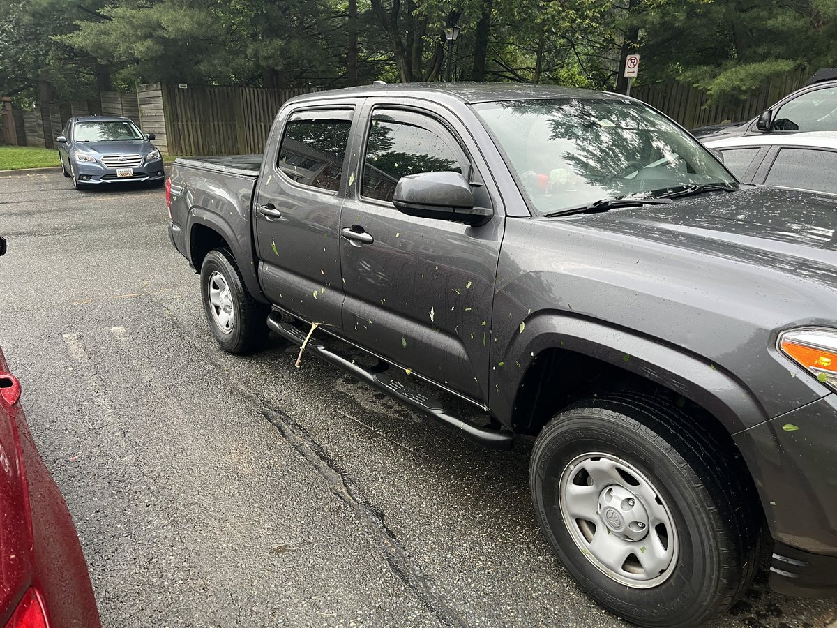 Monisrocks1995's tweet photo. My truck right after driving into the tornado.  Thought it was worse.  Not a scratch. #tornado https://t.co/kmEtDThEIq