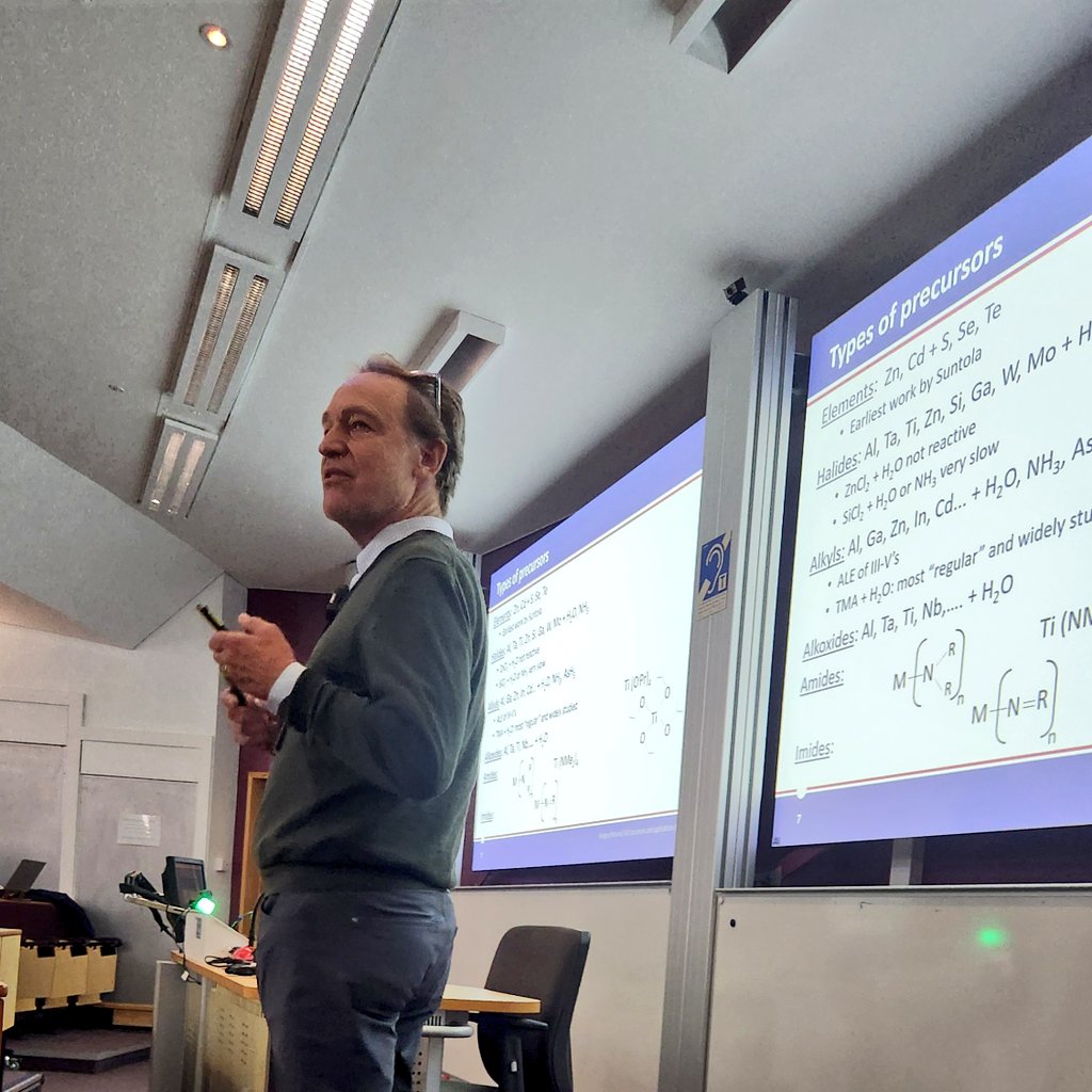 The #ALD_academy at <a href="/UniofBath/">University of Bath</a> is well underway...(me, <a href="/ErwinKessels/">Erwin Kessels</a> and <a href="/parsonsthinfilm/">Parsonsthinfilm</a>)