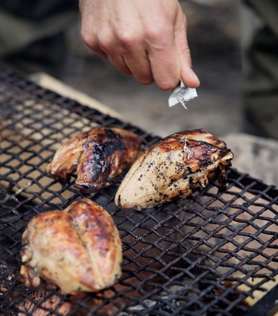 TheFairChase1's tweet image. Grouse have been feeding hungry hunters for a very long time

#thefairchase #hunting